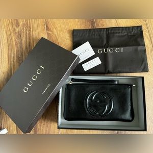 Black Patent Leather Gucci Soho Wristlet with box and original packaging